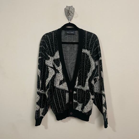 Vintage Other - Vintage Vanderbilt M men cardigan button down black white geo knit cozy winter